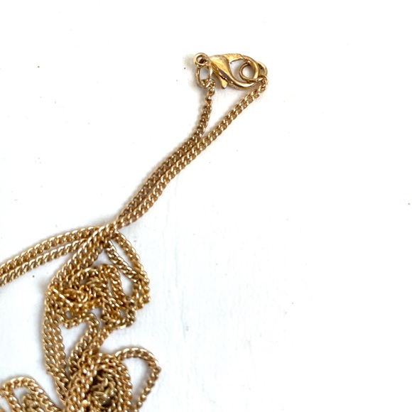 GOLD PLATED SINGLE LEAF CLEAR RHINESTONE PENDANT NECKLACE CHAIN RIBBED - Picture 5 of 6